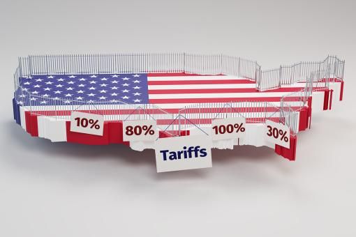 A security fence built around a 3d map of the USA with signs "Tariffs" and 10%, 30%, 80%, 100%.
